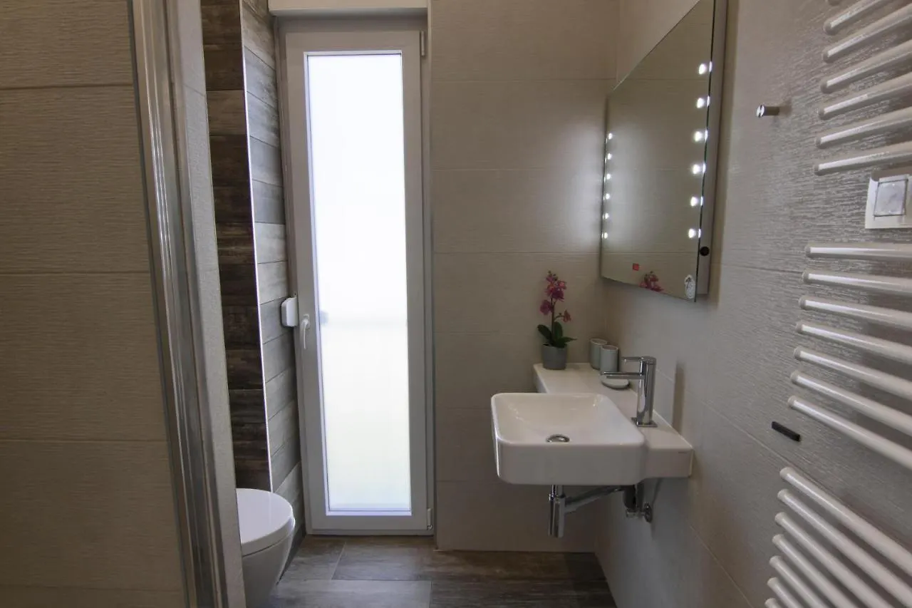 Hd Beach House II Pakostane Apartment