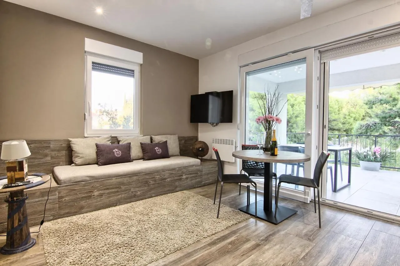 Apartment Hd Beach House II Pakostane